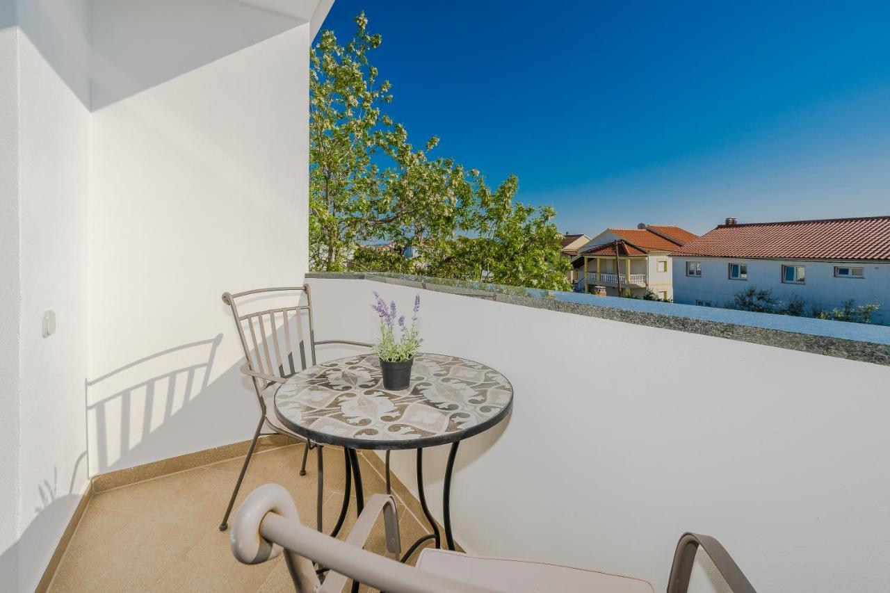 Apartments Marina Bibinje Bagian luar foto